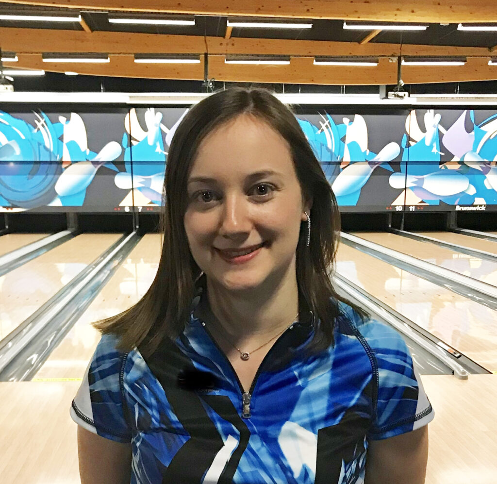 Internal Portrait] Discover the portrait of Audrey, Bowling