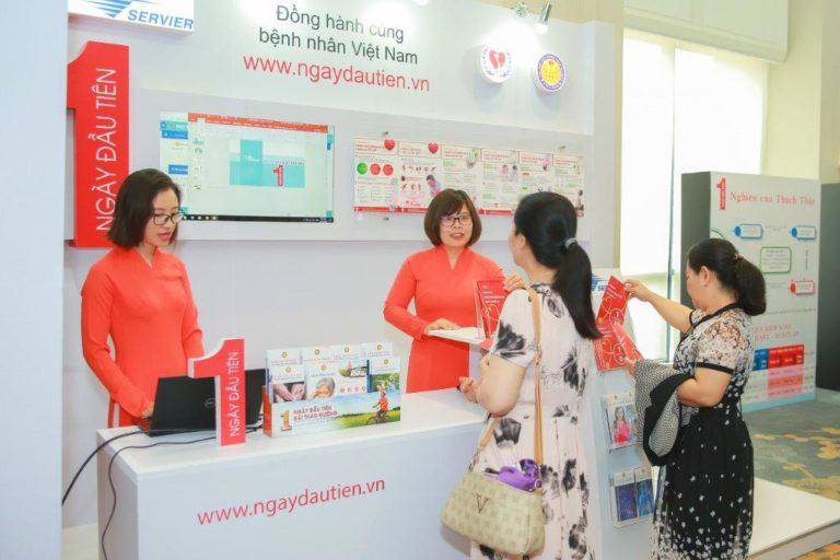 Photo of the Servier stand on cardiovascular disease prevention